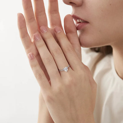 D VVS1 1-2ct Heart Moissanite Engagement Ring 925 Sterling Silver Plated 18k White Gold Diamond Promise Rings for Women