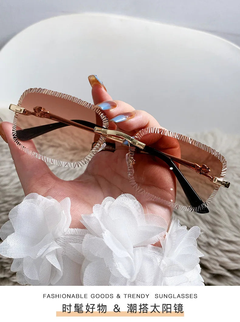 2025 European and American Fashion New Frameless Sunglasses Women Men Ins Square Eopard Head Metal Sun Glasses Ladies UV400