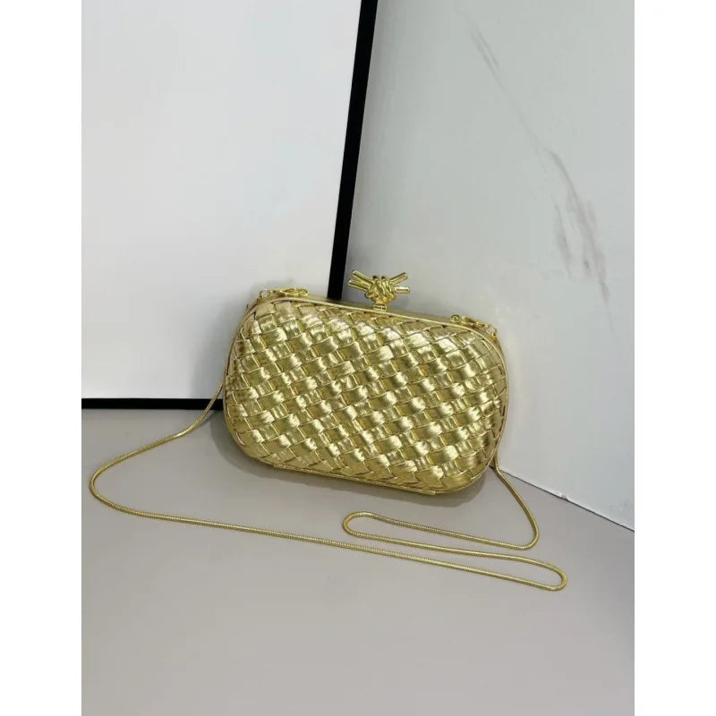 Elegant Box Shaped Dinner Clutch Crossbody Bag for Women Fashionable Chain Strap Handbag Retro Style Leather Handbag
