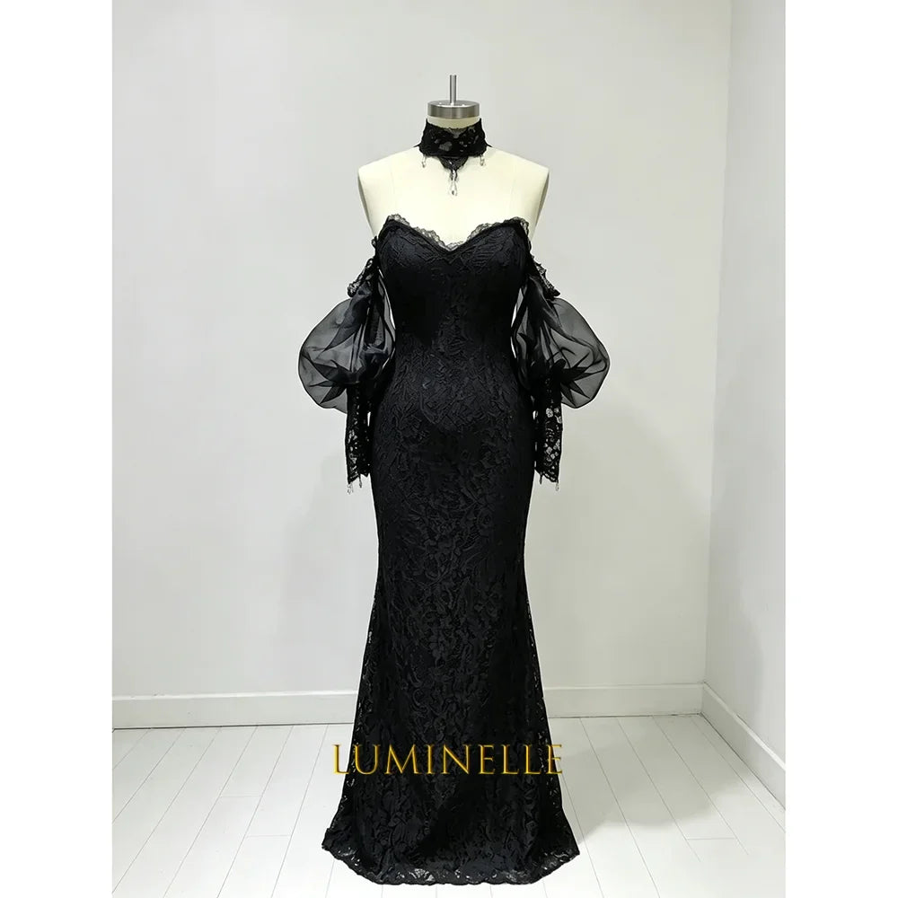Customized Wedding Party Dresses Elegant Black Lace Formal Occasion Halter Bubble Sleeve Sheath Sexy Cocktail Dress for Women