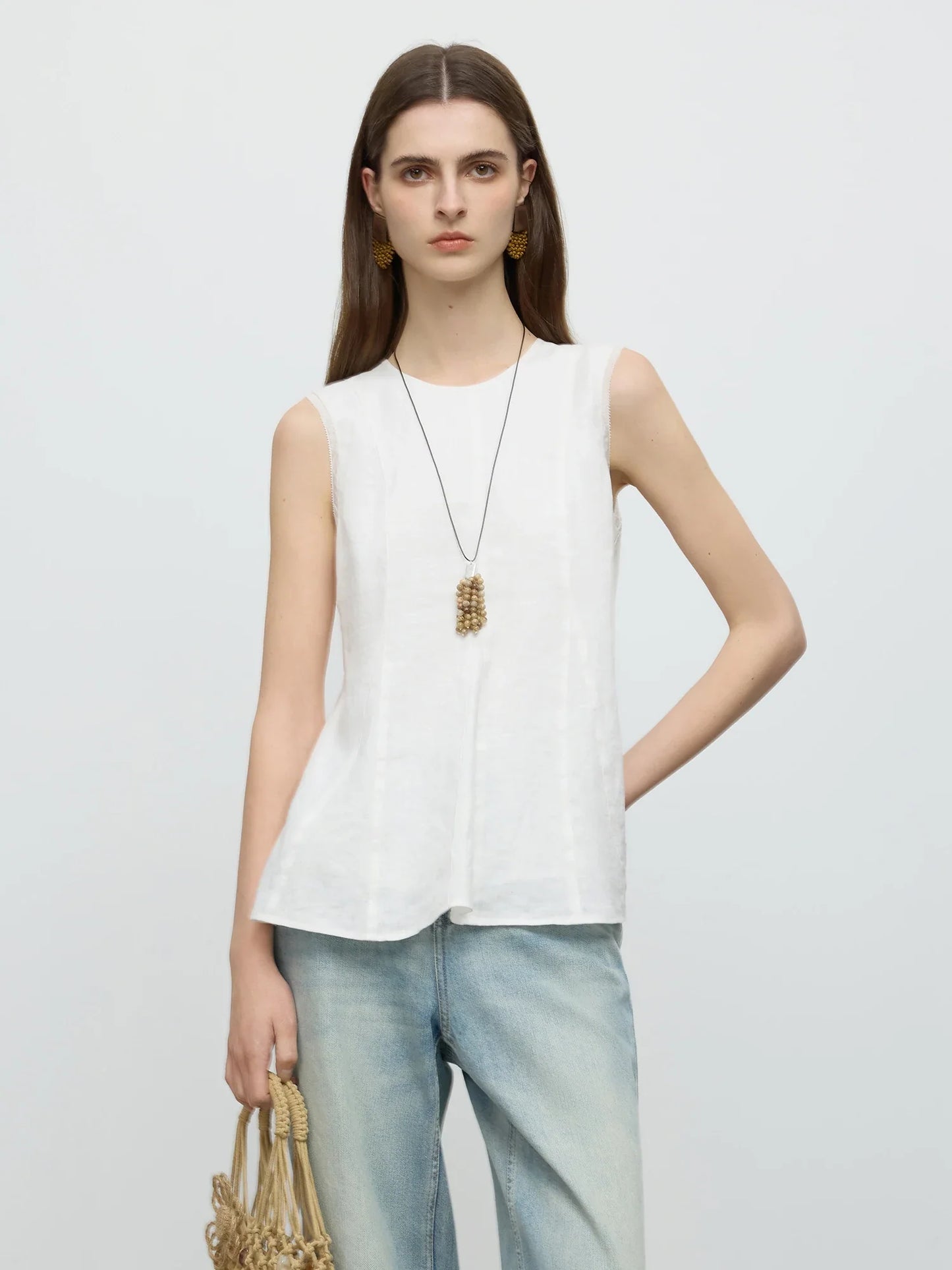 Sleeveless Round Neck Women's Shirt Subtle A Line Style 2025 Summer New Collection Shirts 25FE12079