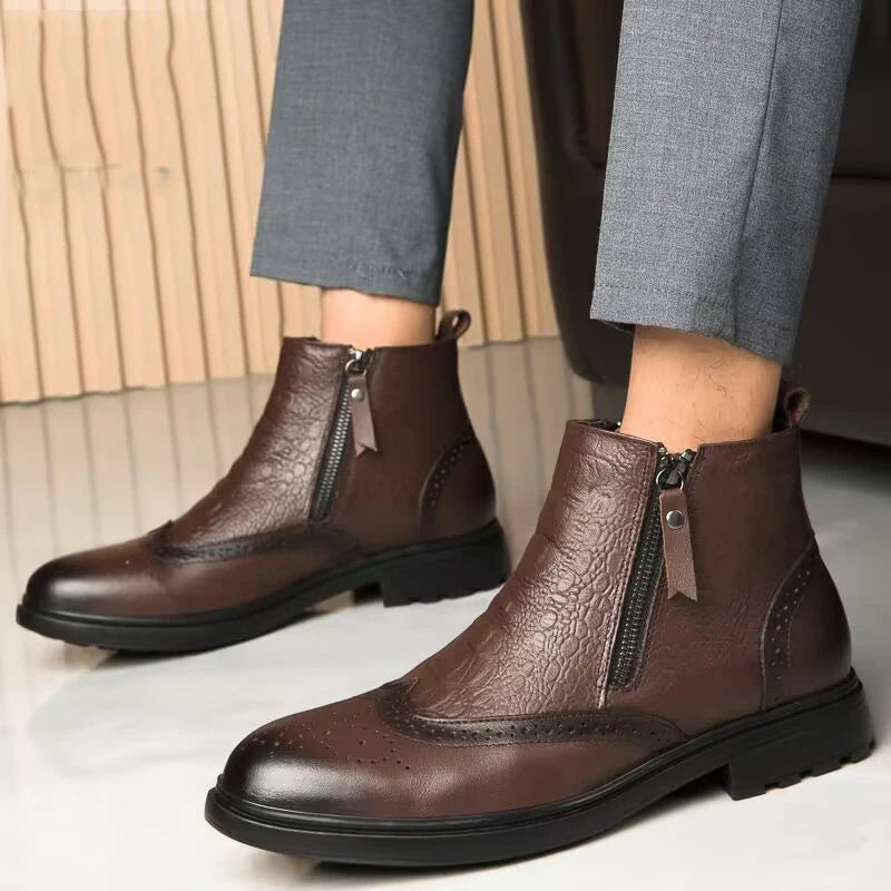 2025 Men Winter Plush Snow Boots Genuine Leather Men Side Zipper Ankle Boots Fashion Men Casual Low Top Shoes All-match Men Shoe