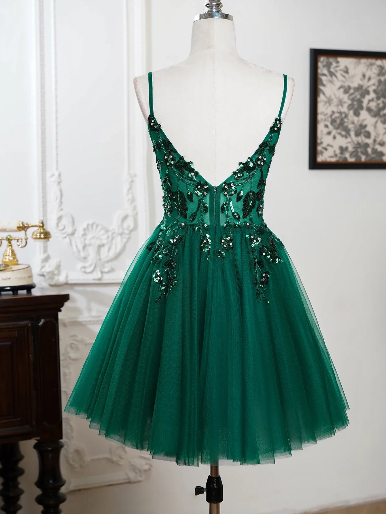 Sling Evening Dresses Sexy Spaghetti Straps V-Neck Illusion Sequins Appliques Prom Dress A-Line Train High Split Gowns
