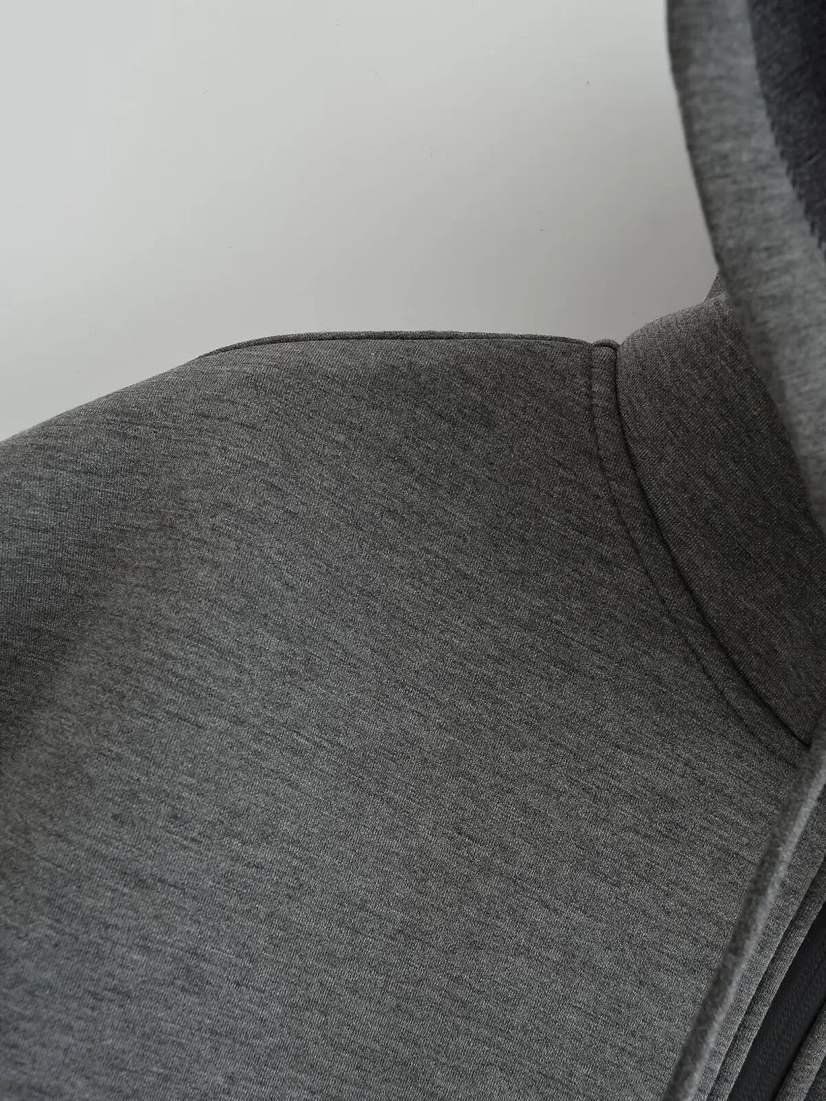 2026 Casual Women's Soild Zipper Hoodie Long Sleeve Big Pocket Zipper Jacket With Hood Female Loose Outerwear Coat Tops