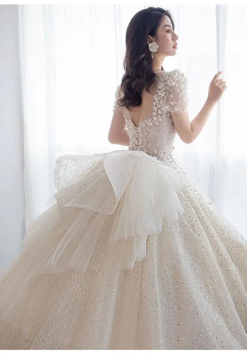 Luxury Short Sleeve Wedding Dress 2026 New Bridal Dress V Neck Beading Shinning Ball Gown Sweep Train Vestido  Noiva Customized
