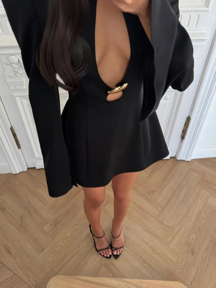 Metal Buckle Hollow Out Women Dresses Autum Fashion Solid O Neck Sheath Long Sleeve Sexy Club Female Bodycon Chic Robes