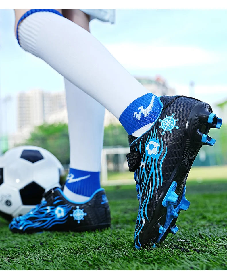 New Kids Low Top Soccer Shoes Boys Football Cleats Boys Lightweight Training Boots Youth Breathable Comfortable Football Sneaker