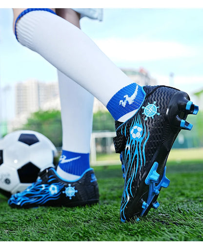 New Kids Low Top Soccer Shoes Boys Football Cleats Boys Lightweight Training Boots Youth Breathable Comfortable Football Sneaker