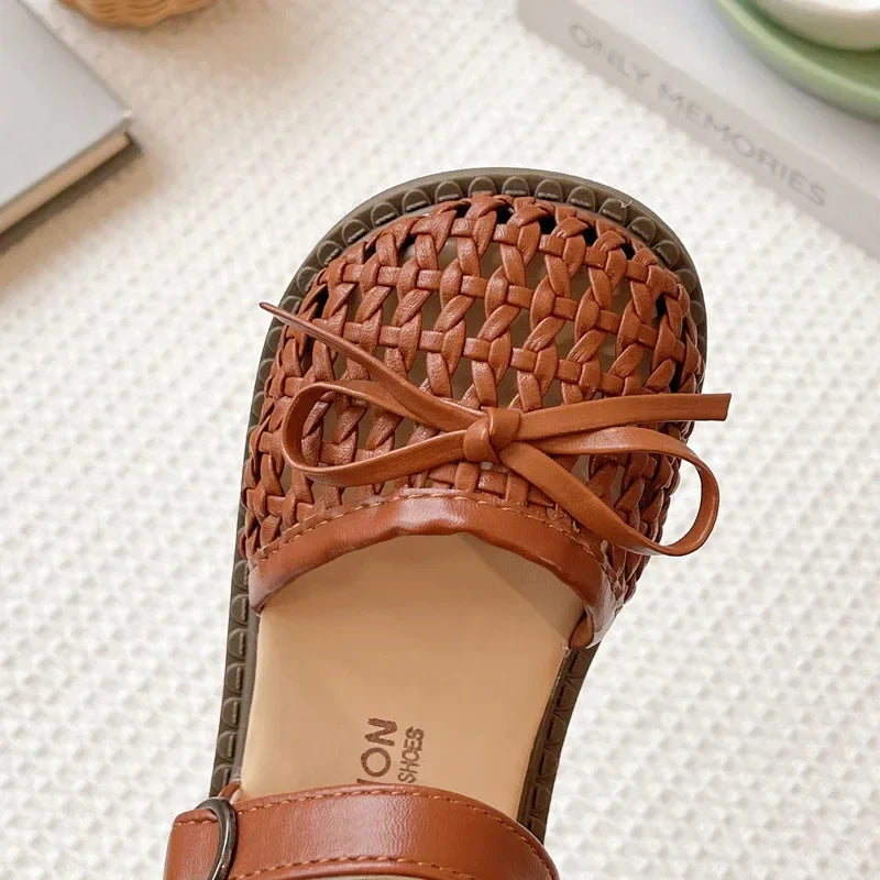 Kids Summer Casual Sandals Sweet Bow Girls Woven Flat Shoes Non-slip Children's Hollow-out Beach Sandals for School Daily Wear