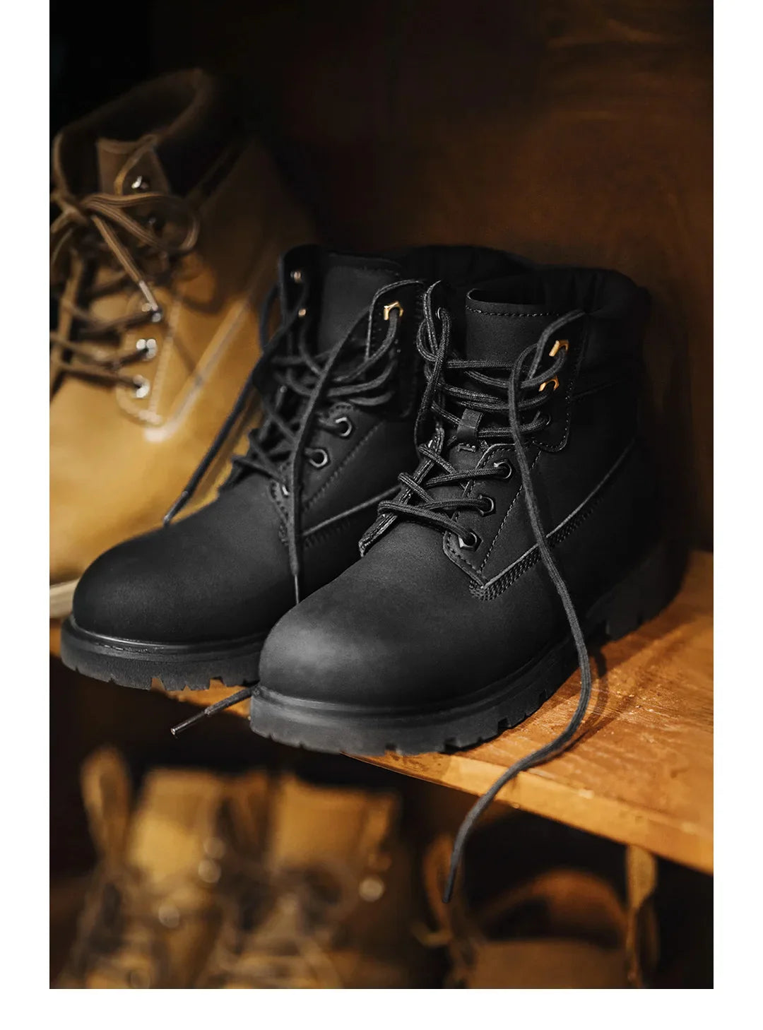 Men's Versatile Black Boots Plush Lining Warmth Shoes Retro Non-Slip Thick Sole Work Boots Outdoor Casual Mid-Calf Boots