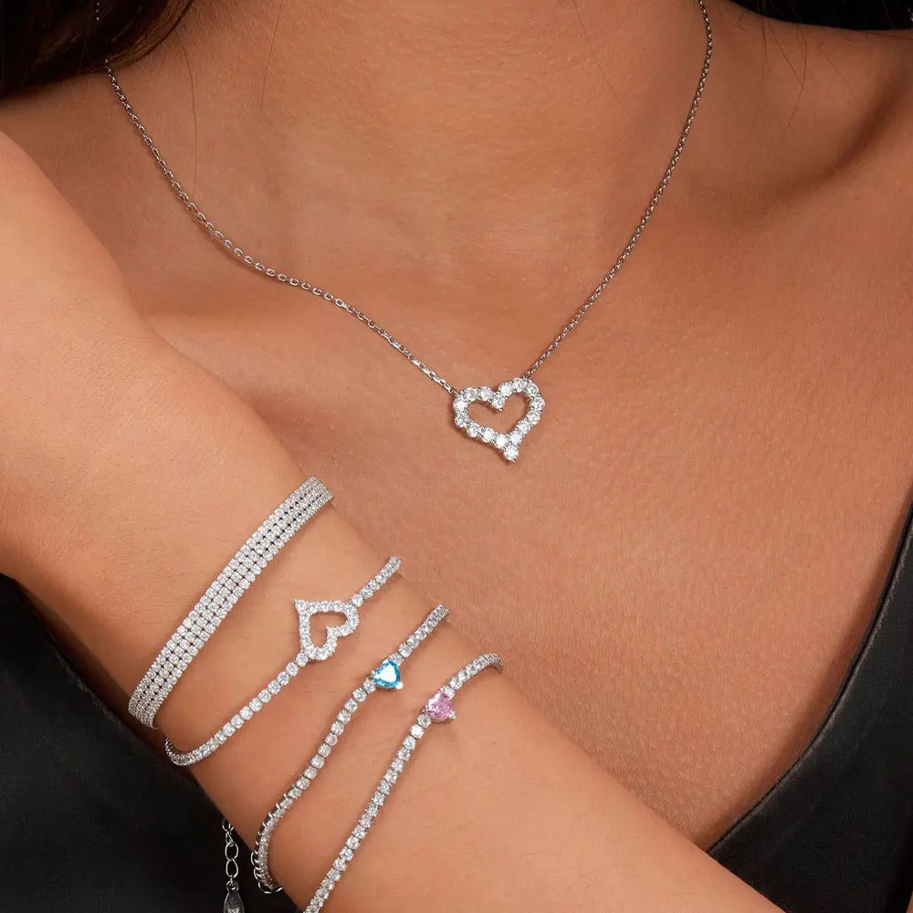 D VVS1 Sparking Moissanite Necklace Heart Pendant for Women s925 Sterling Sliver Plated 18k Party Birthday Gift Jewelry