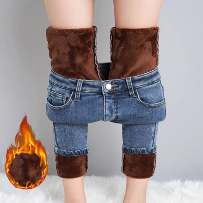 New Women Thermal Jeans Winter Snow Warm Plush Stretch Jeans Lady Skinny Thicken Students Denim Pants Fleece Mom Fur Trousers