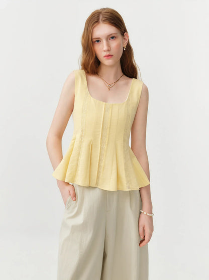 2026 Summer Women's Red Lace Sleeveless Blouse with Waist-Defining Fit for Beach Vacations and Summer Getaways