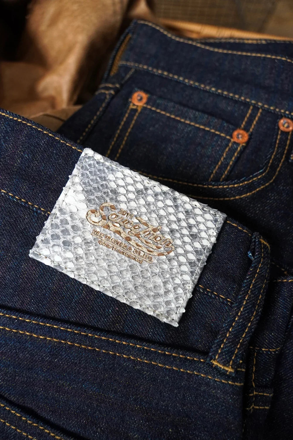 Mens Jeans Rainbow Sanforized Selvedge Denim Jeans Man Python Skin Labels Regular Fit 14 Oz