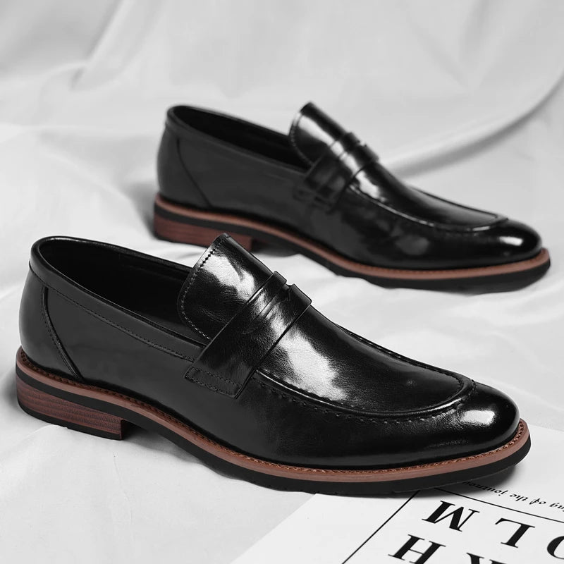 Leather Mens Casual Shoes Leisure Walk Pointed Toe Loafers Thick Bottom and Low Heel Comfy Casual Shoes Classic Business Shoes
