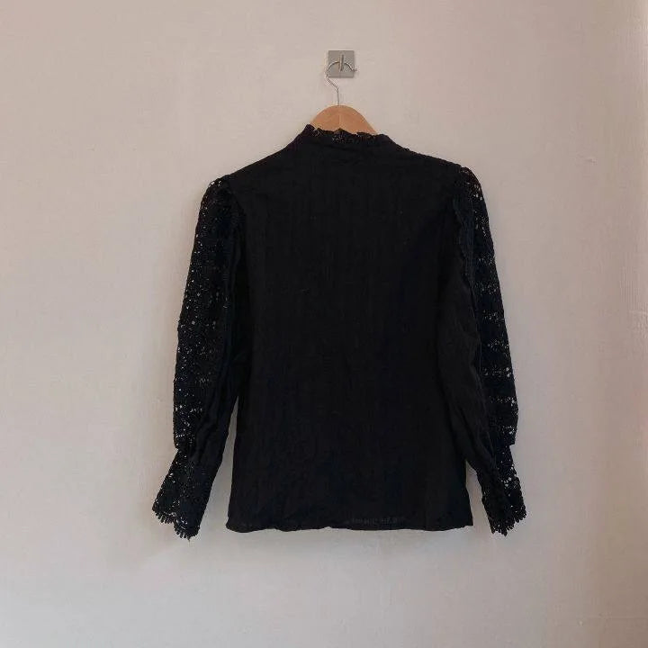 Vintage Solid White Lace Blouse Shirts Women New Korean Button Loose Shirt Tops Female Hollow Casual Ladies Blouses Blusas