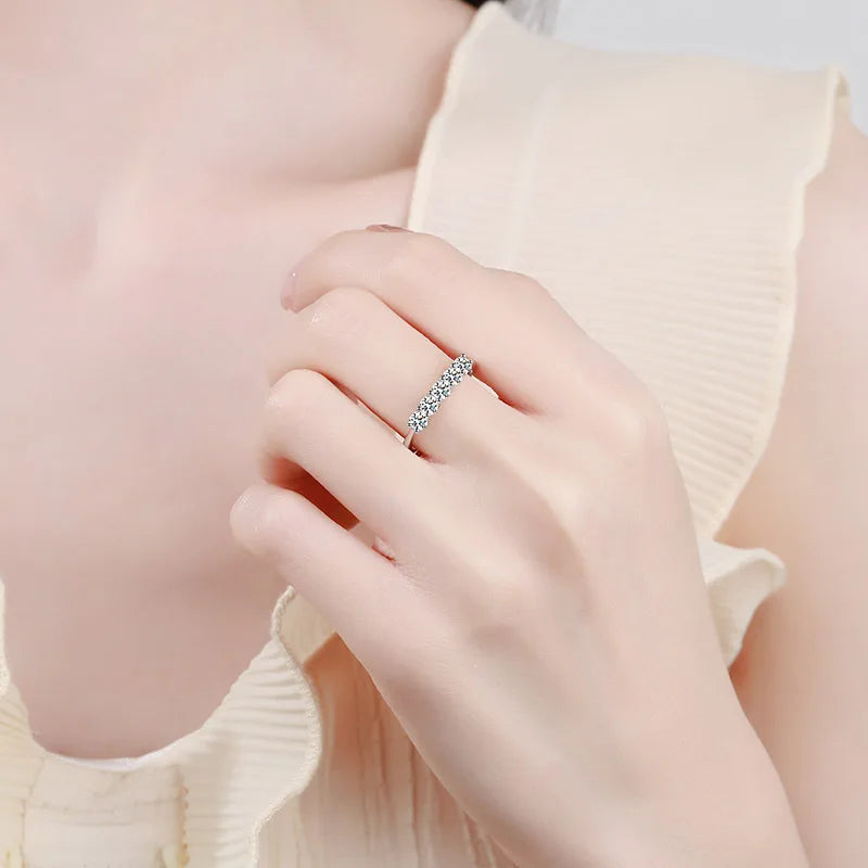 Solid 925 Silver 3mm Moissanite Diamond Engagement Ring for Women Half Enternity 0.5ct Moissanite Wedding Band Jewelry