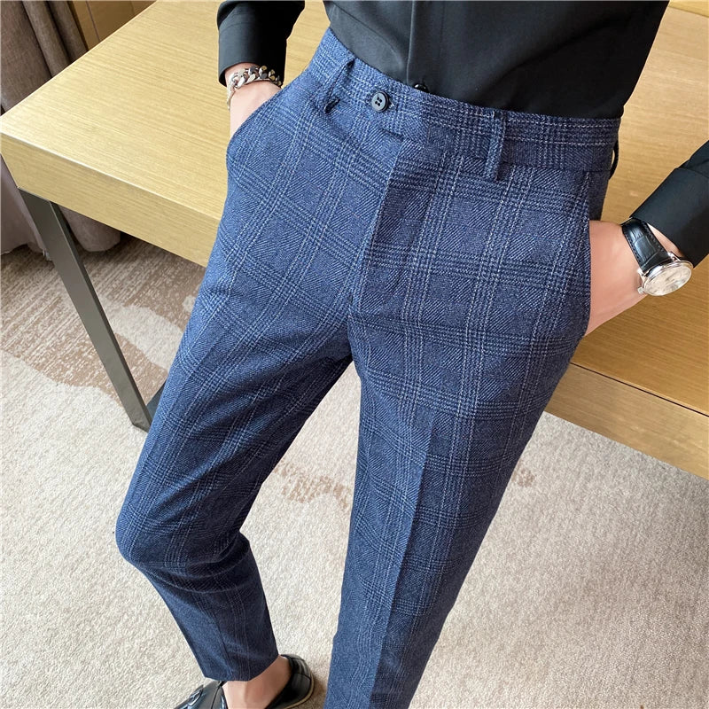 Spring and Autumn Checked Trousers for Men Are Trendy, Fashionable, Cool and Versatile, as Well as for Business and Casual Wear