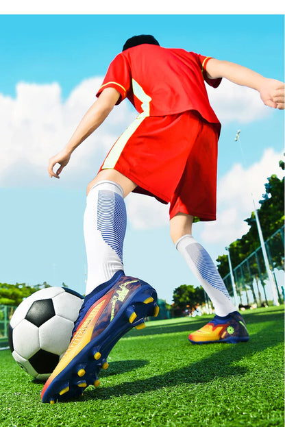 New Men Professional Soccer Shoes Unisex Ultralight Football Boots Training Wholesale Breathable Indoor Futsal Drop Shipping