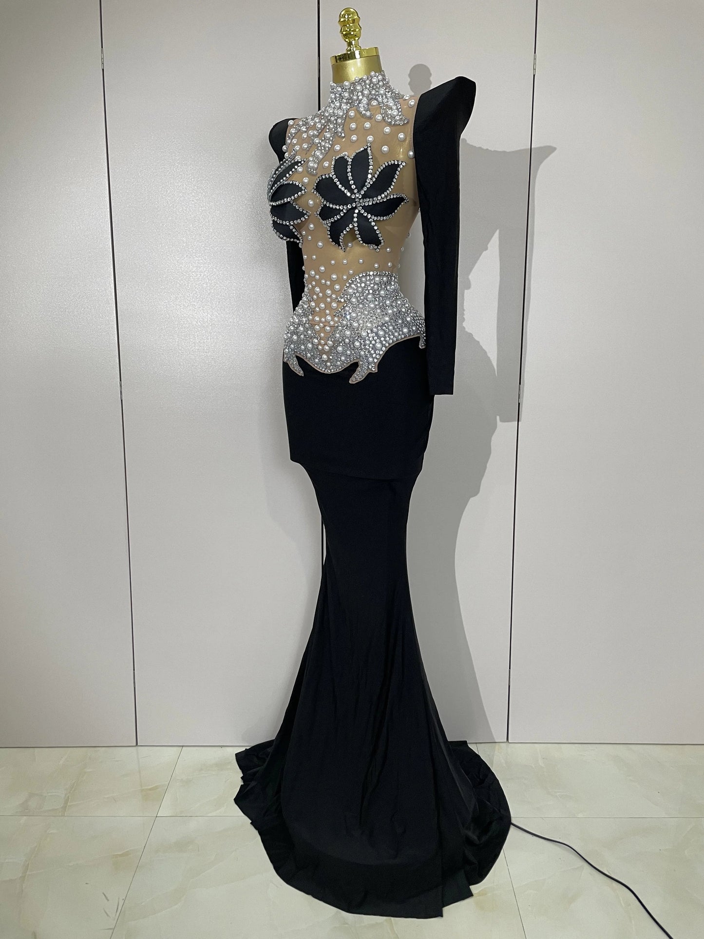 Luxury Sparkly Diamonds Pearl White See Through Mesh Long Dress Women Wedding Evening Party Stage Performance Photoshoot Dress