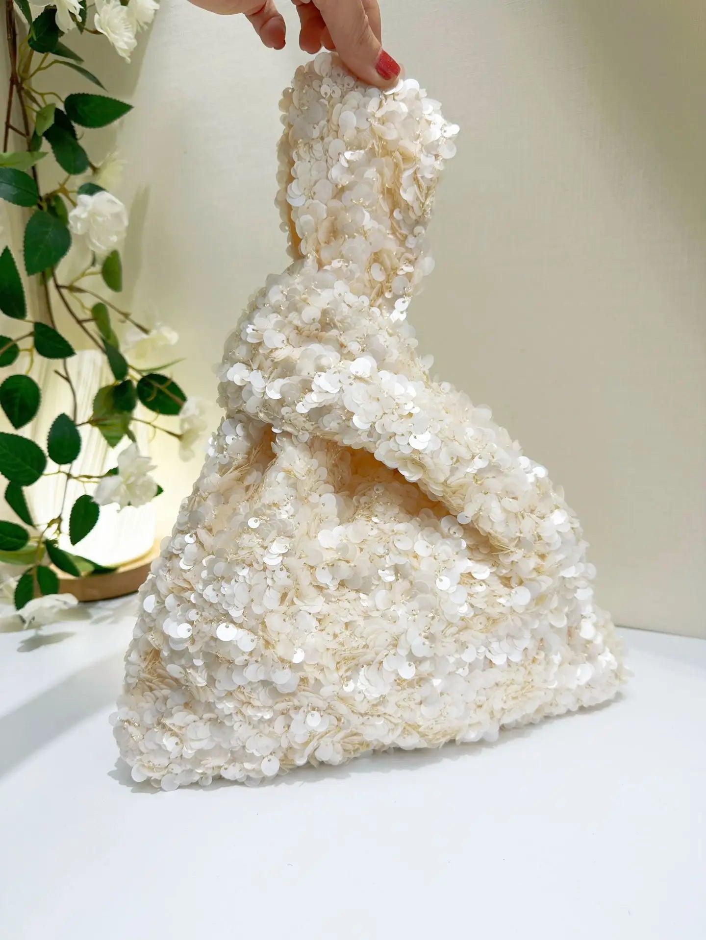 Elegant White Sequin Clutch Evening Bag for Women Mini Hobo Handbag Bridal Party Prom Dress Accessory Female Wedding Purse