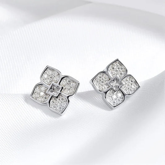 Each 0.9mm Full Moissanite Stud Earrings for Women Flower Classic Girl Earring Lab Diamond 925 Sterling Silver Jewelry