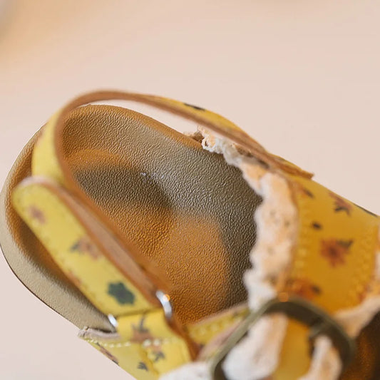 2026 Summmer Girls Shoes Comfortable Soft Sole Sandals Fashionable Open Toe Polka Dot Sandals Boys Girls Beach Shoes