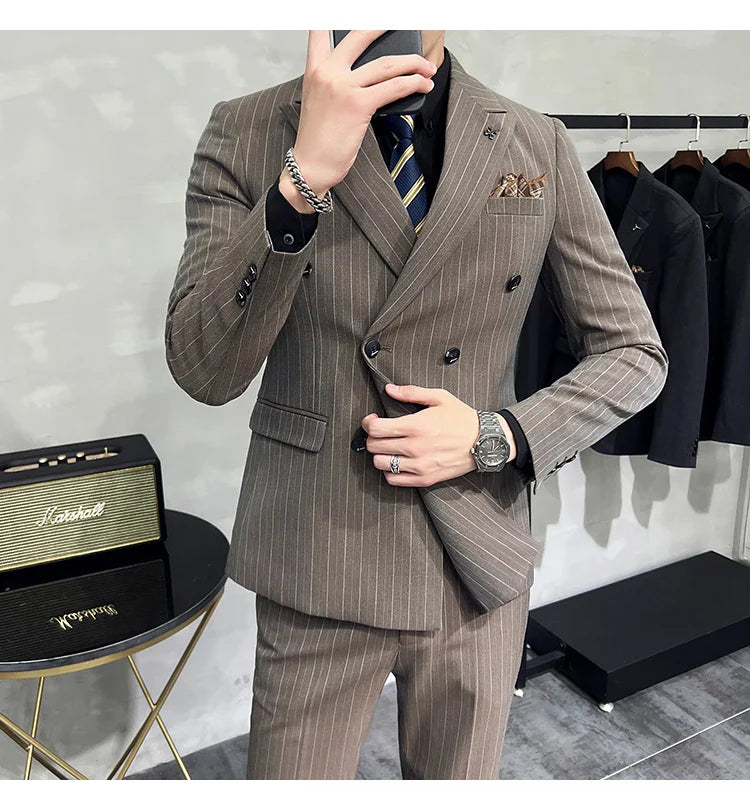 2025 High-quality Korean Version Slim-fit Business (Suit + Vest + Trousers) Striped Double-breasted Suit Three-piece Set