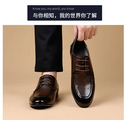 Spring Autumn New Pointed Toe Leather Shoes Men Fashion Business Casual Shoe Male Lace Designer Solid Color Wedding Shoes Man