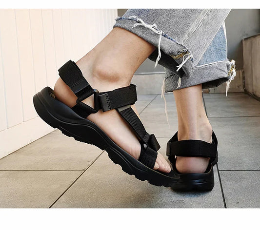 Fashion Outdoor Lightweight EVA Sole Breathable Sandy Beach New Men Sandals Garden Shoes Summer High Quality Clogs Big Size 46