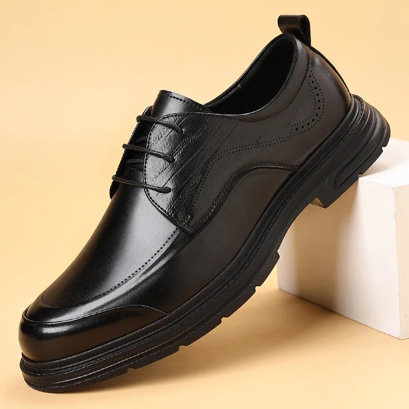 2026 New Men's Breathable Hollow Out Leather Oxford Shoes Formal Business Dress Shoes for Man Summer Autumn Platform Shoe Male