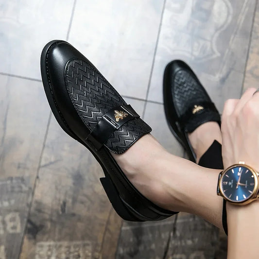 Men's Business Casual Shoes Autumn British Style Pointed Toe Formal Leather Shoes Easy to Wear Black Suit Wedding Shoes