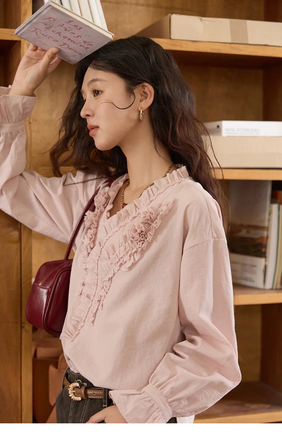 Hand Sewn Rose Blouse for Women Autumn 2025 V-neck  Edible Tree Fungus Edge Tops Sweet Lantern Sleeves Blouses MXE44X2470