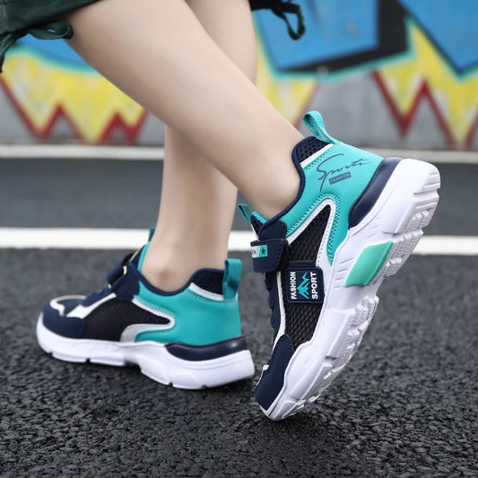 Kids Fashion Mesh Running Shoes Youngsters Teens Casual Walking Students Sneakers Breathable Soft Children Outdoor Sports Tennis