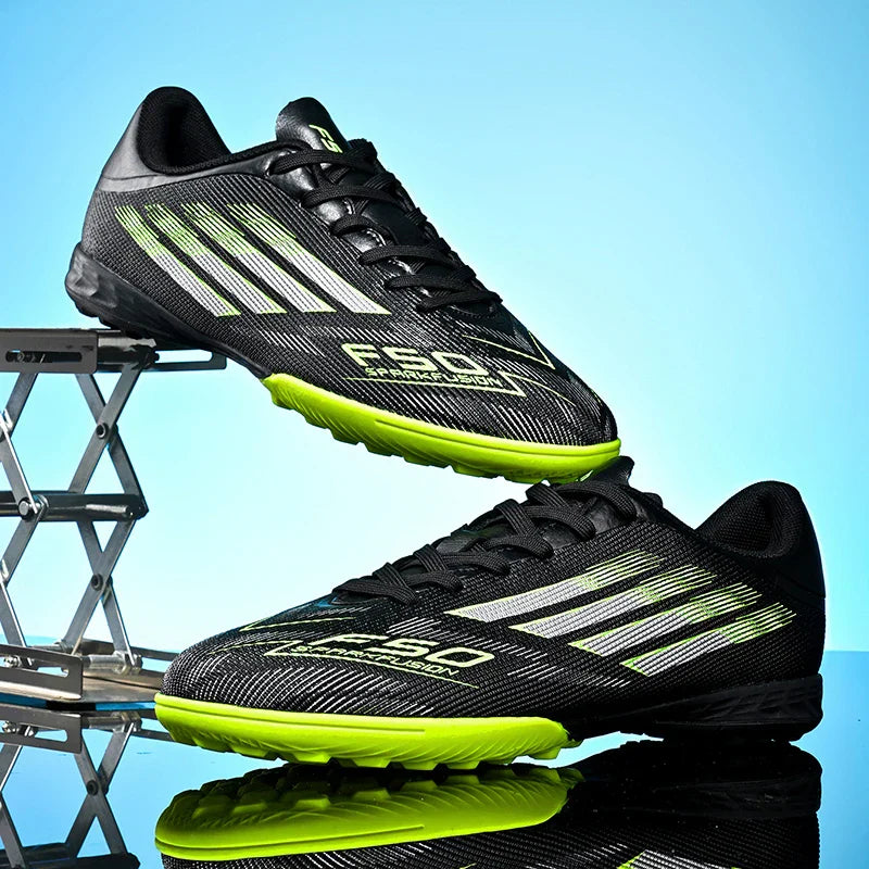 New Men Soccer Shoes Football Boots Boys Sports Shoes Sneakers Professional Comfortable Match Ankle Non-Slip TF/FG Unisex