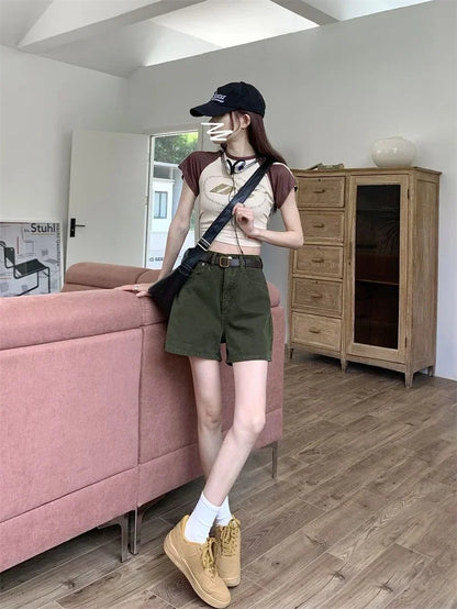 Wide Short Jean Pants Woman With Waist Pocket Denim Shorts for Women Korean Style Youthful Cheap Harajuku Fashion Outfits Jorts
