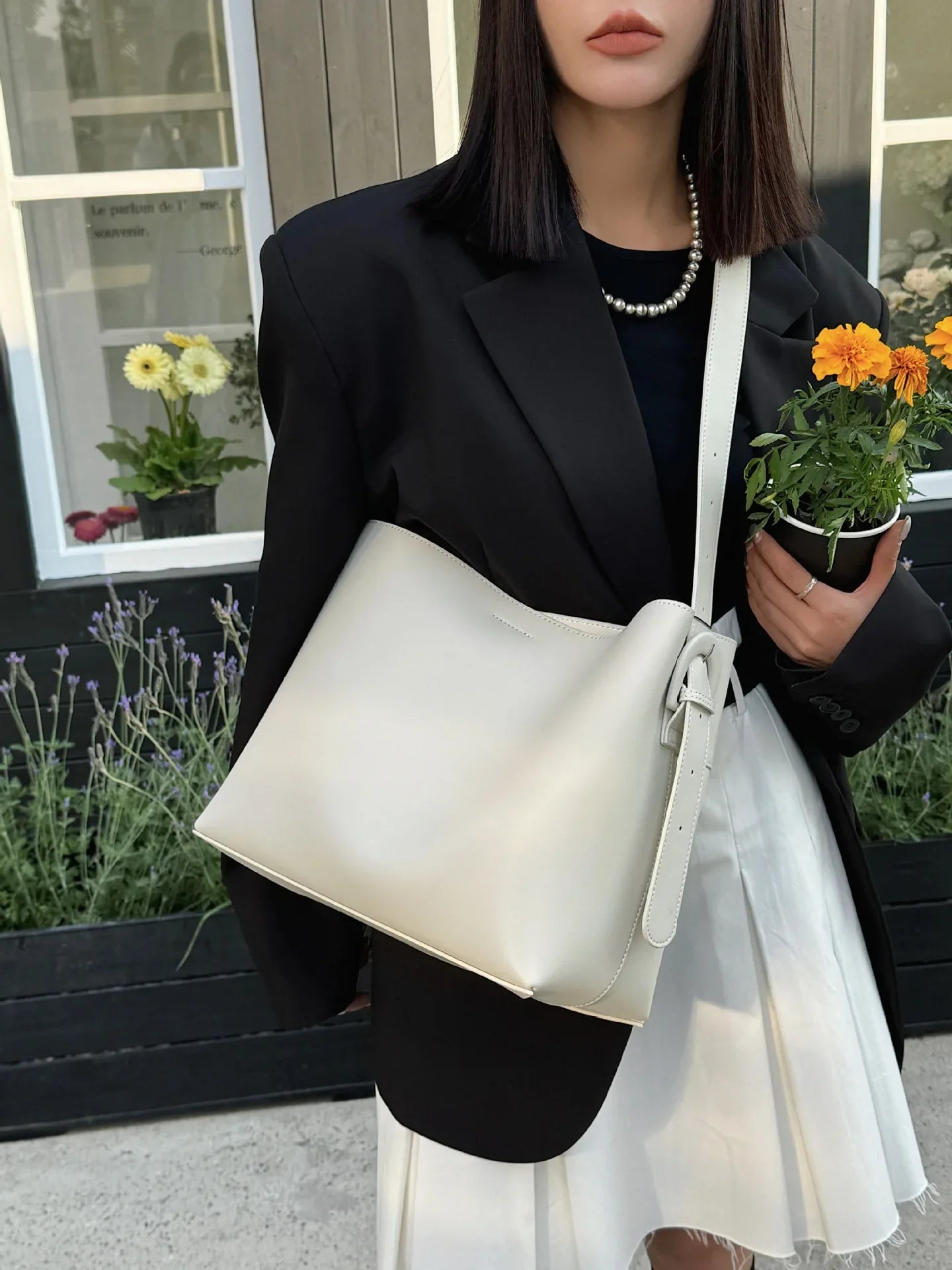 Luxury Genuine Leather Women Bags 2025 Spring Cow Suede Shoulder Bags Women Retro Gold Buckle Large Capacity Totes Lady Handbags