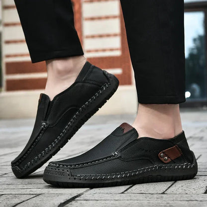 New Soft Men Loafers Slip On Leather Casual Shoes For Men Moccasins Plus Size 38-48 Flats Sneakers Men Handmade Design Man Shoes