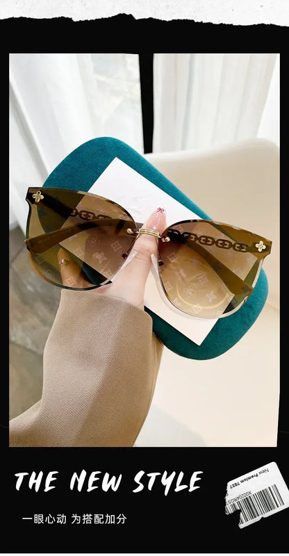2025 Cat Eye Rimless Sunglasses Women New Fashion Luxury Brand Design Travel Sun Glasses Ladies Eyewear Shade UV400 Gafas De Sol