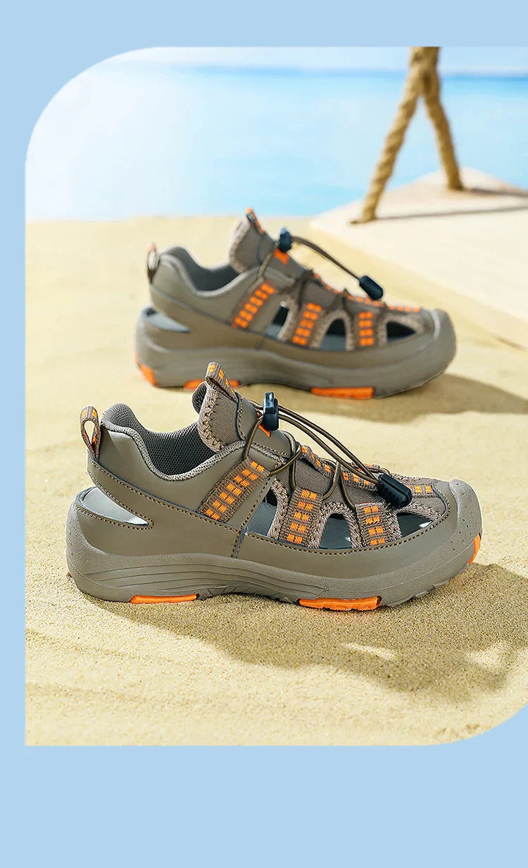 Summer New Children's Outdoor Beach Sandals Anti slip and Wear Resistant Mountaineering Shoes Fashion Casual Breathable Sandals
