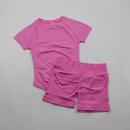 Seamless Yoga Set Fitted Workout Clothes Woman Gym Wear Short Sleeve Top Shirt Scrunch Booty Gym Shorts 2 Piece Sports Suits