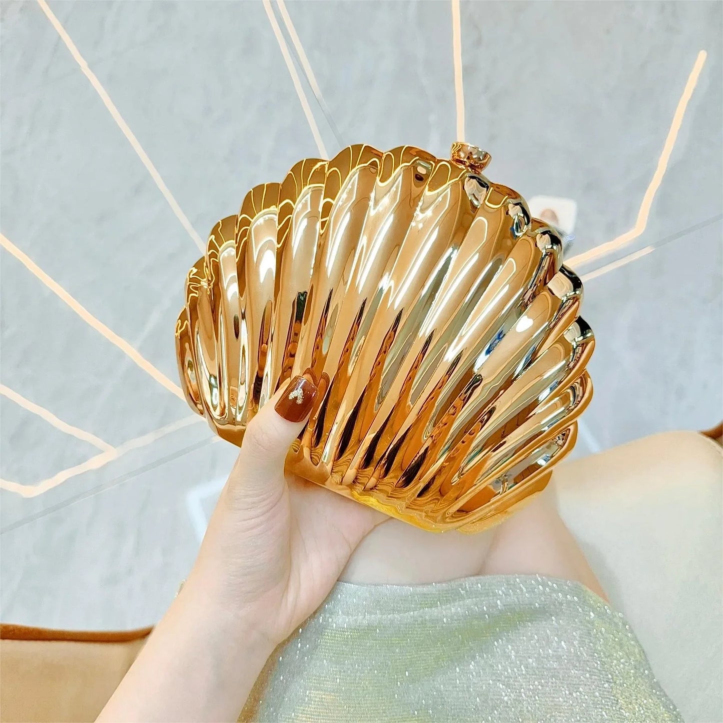 2025 Women Silver Gold Shell Bag Cute Acrylic Evening Clutch Bag With Strap For Wedding Party Small Purses Designer Handbags Ins