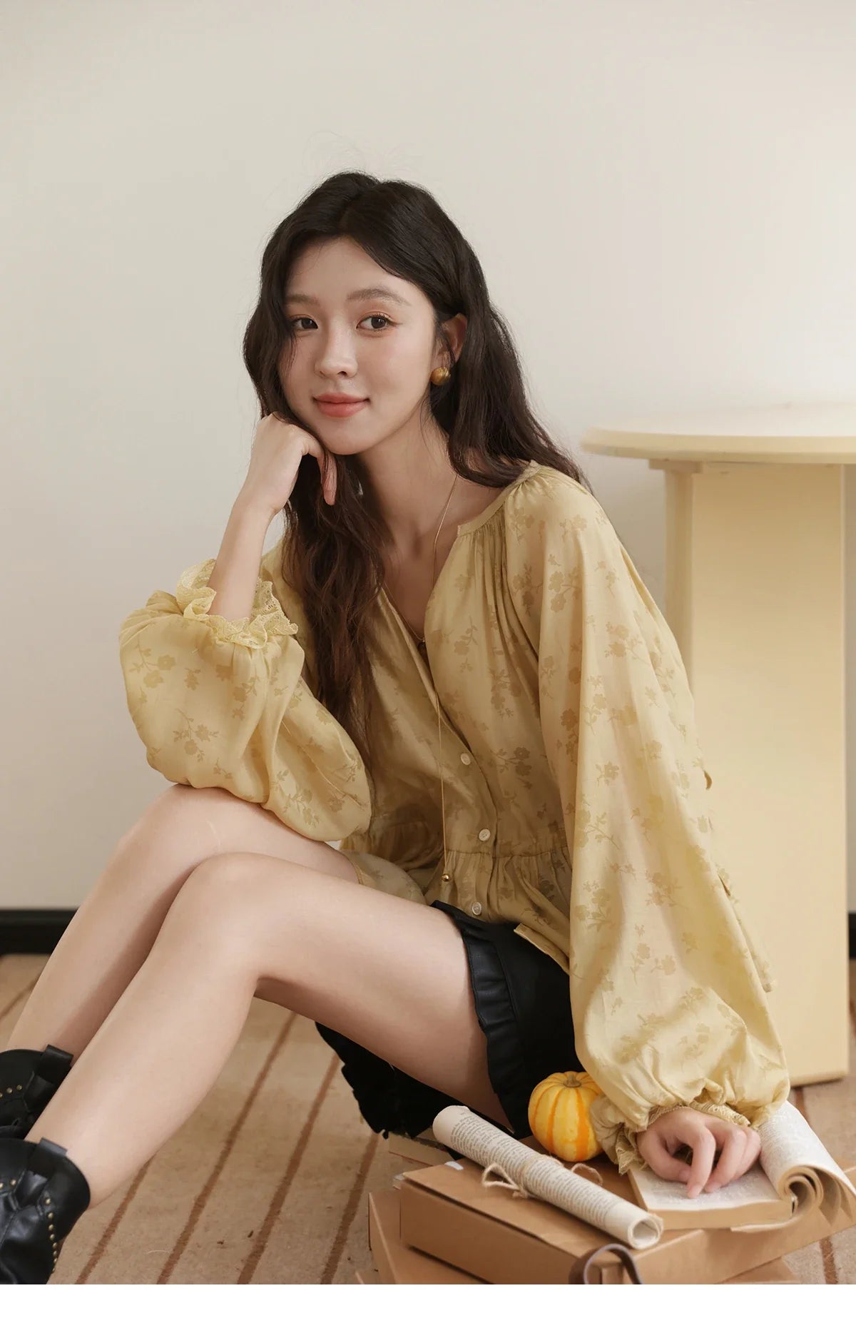 Elegant Woman Shirt 2025 Autumn Yellow Printing Lantern Sleeves Shirt Commute Drawstring Waist Lace Trim Top MXE45X2499