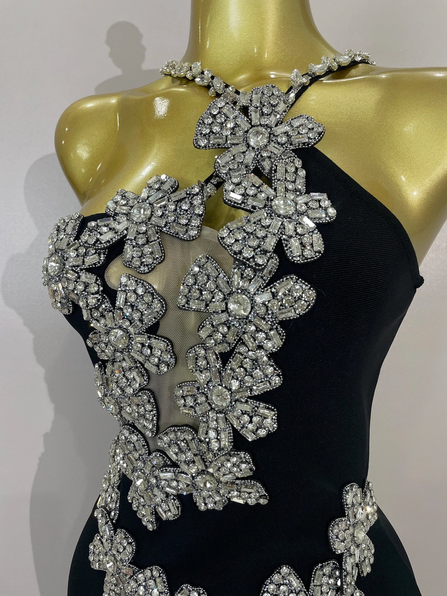 Sexy Backless Sparkly Crystal Diamonds White Bodycon Bandage Dress Women Celebrity Elegant Evening Club Party Birthday Dresses