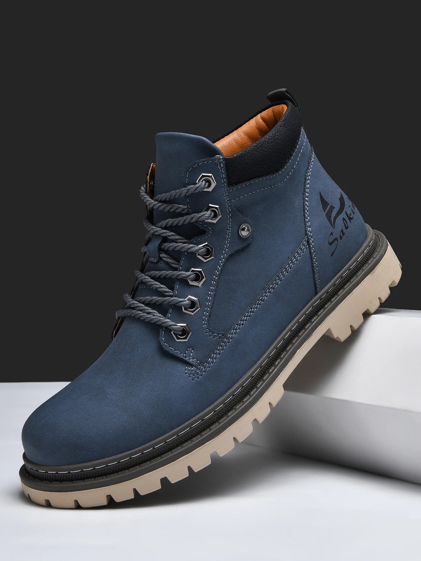 Handmade Men Boots Autumn Outdoor Hiking Boots Ankle Winter Leather Shoes Sneakers Hombres Botas High Top Footwear Anti Slip