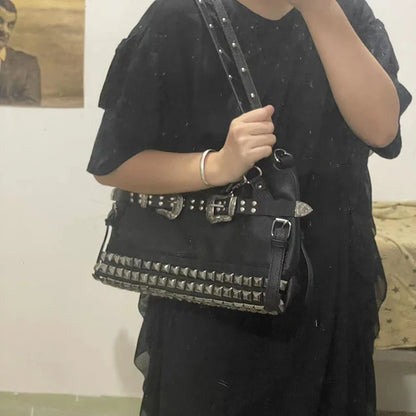 Spice Girl Carved Leather Buckle Bag Large Capacity PU Fashion Rivet Cool Handbags Oblique Straddle Portable Punk Tote Bags