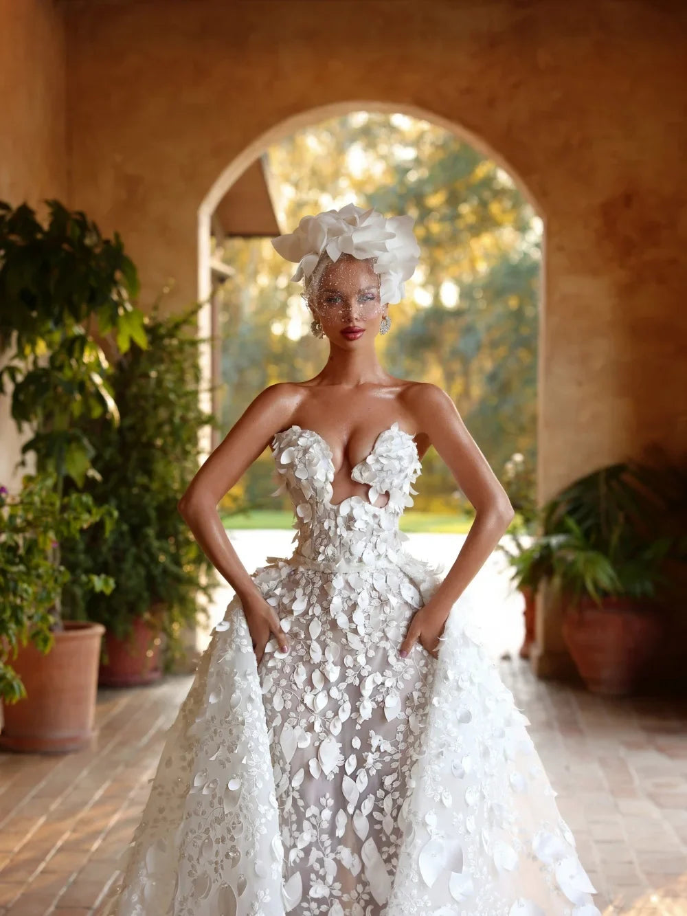 Alluring Sweetheart-Cutout Wedding Dress 2026 Romantic 3D-Leaf Bridal Gown Fashion Ball-Gown Floor-Length Bridal Dress Robe De M
