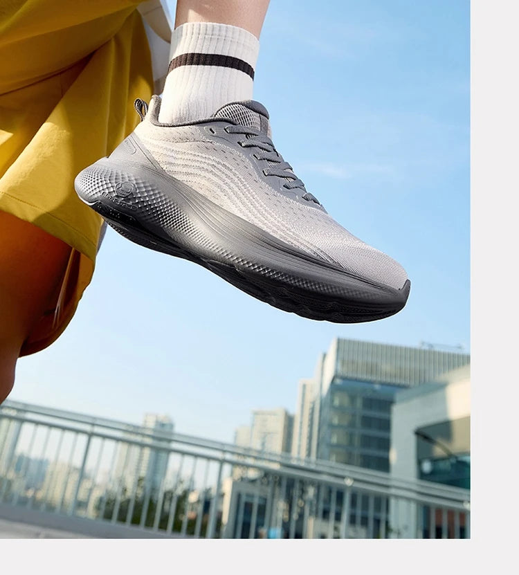 Men Running Shoes Lightweight Soft Supportive Cushioning Durable Breathable Grippy Male Sneakers 672522207