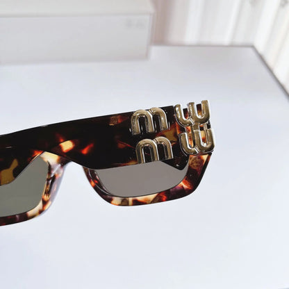 Light Luxury Designer Sun Glasses Women's Retro Polygonal Cat Eye Sunglasses for Men UV400 Personality Cool Trendy Glasses