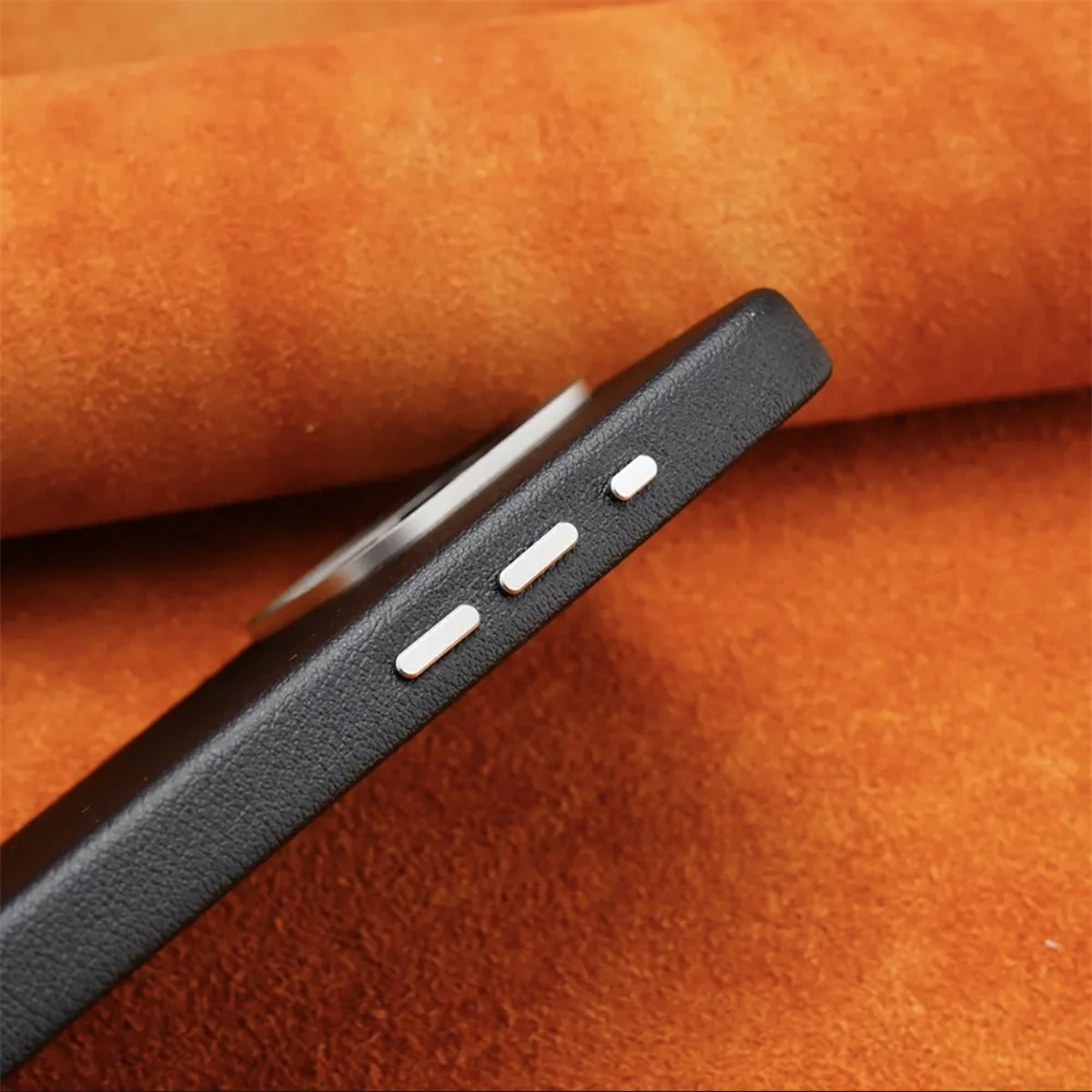 For MagSafe Luxury Business Leather Phone Case for iPhone 16 16Pro Max 16plus Magnetic Wireless Charging Matte Shockproof Cover